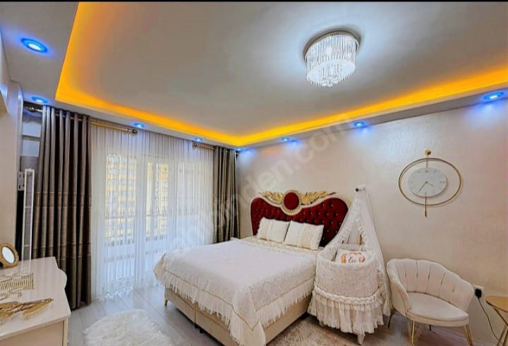 YILDIZKENT'TE SATILIK DAİRE